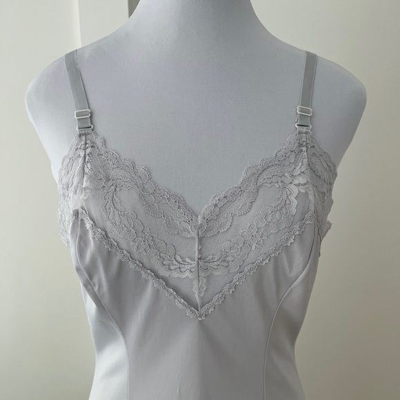 VINTAGE FRENCH MAID Light Grey Full Slip Adjustable Straps Lace Trim Feminine - Picture 7 of 16